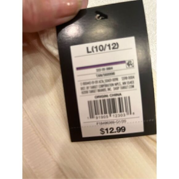 Large 10/12 beige tank top ruffled trimmed button front ribbed feel - Picture 5 of 9